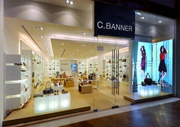 面對(duì)國(guó)際知名品牌強(qiáng)勢(shì)入駐國(guó)內(nèi)市場(chǎng),千由產(chǎn)品品牌躍升時(shí)尚集團(tuán)迫在眉睫 集和經(jīng)過(guò)縝密的品牌檢測(cè)與評(píng)估,第一時(shí)間定制一套完美品牌提升策略,及時(shí)幫助千渡過(guò)危機(jī)